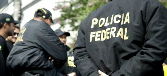 PF deflagra 24ª fase da Lava Jato com buscas em endereços do ex-presidente Lula PF deflagra 24ª fase da Lava Jato com buscas em endereços do ex-presidente Lula
