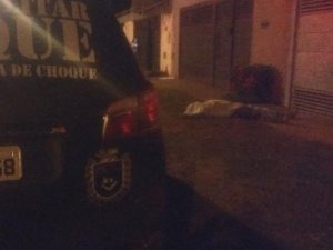 Choque prende suspeito de matar homem no Jardim Itamaracá Vítima foi morta a tiros no Jardim Itamaracá