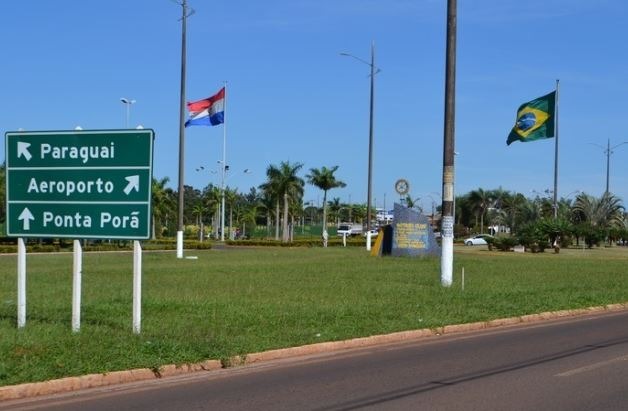 Comércio do Paraguai começa reabrir hoje com regras a serem seguidas A fronteira continua fechada para os brasileiros. Moreira Produções.