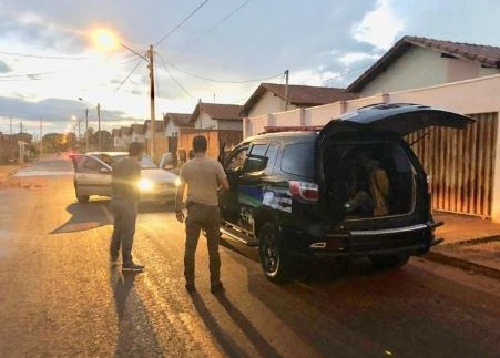 Mais um membro de facção é preso por envolvimento em tribunal do crime Mais um membro de facção é preso por envolvimento em tribunal do crime