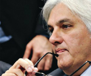 Dois advogados abandonam defesa de Delcídio do Amaral Em acordo de delação, ele denunciou Dilma e Lula - Foto: Arquivo