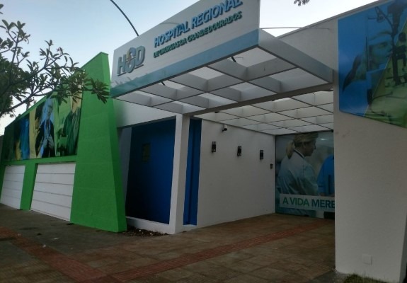 Pacientes de covid-19 já ocupam 11 dos 30 leitos hospitalares em Dourados Divulgação