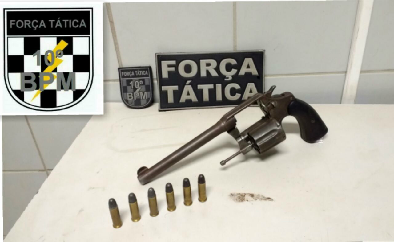 Policiais da Força Tática prendem homem armado e foragido da justiça PM (divulgação)