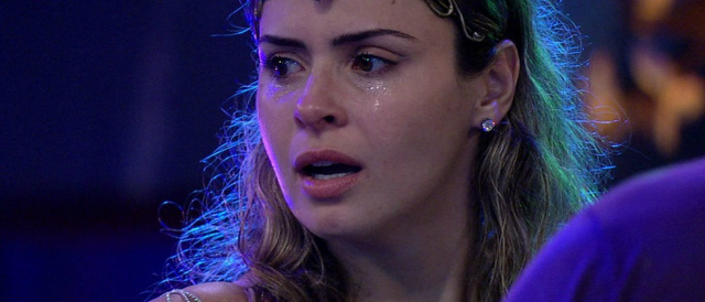 Após agredir Renan, Ana Paula é desclassificada do Big Brother Brasil 16