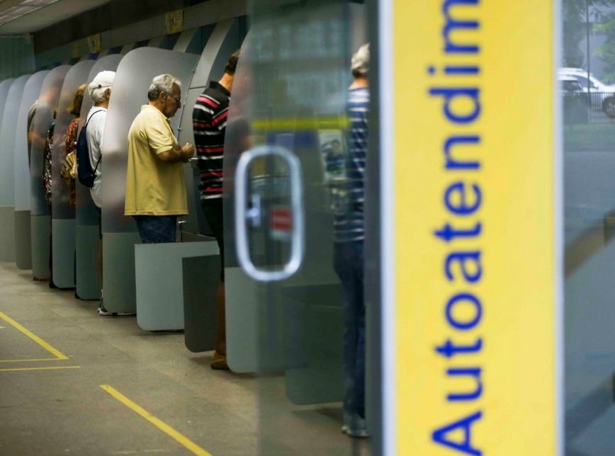 Agências bancárias de CG terão que disponibilizar guarda-volumes para clientes Divulgação