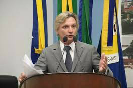 Após reunião, PT de Dourados organiza movimento pró-Lula Vereador afirma que a ideia é lutar pela democracia (Foto: DIvulgação)