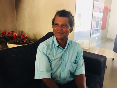 'Pode acontecer mil vezes, que eu devolvo', diz verdureiro que achou carteira com R$ 18 mil em MS Verdureiro que devolveu R$ 18 mil diz que honestidade é melhor coisa que existe (Foto: Graziela Rezende/G1 MS)
