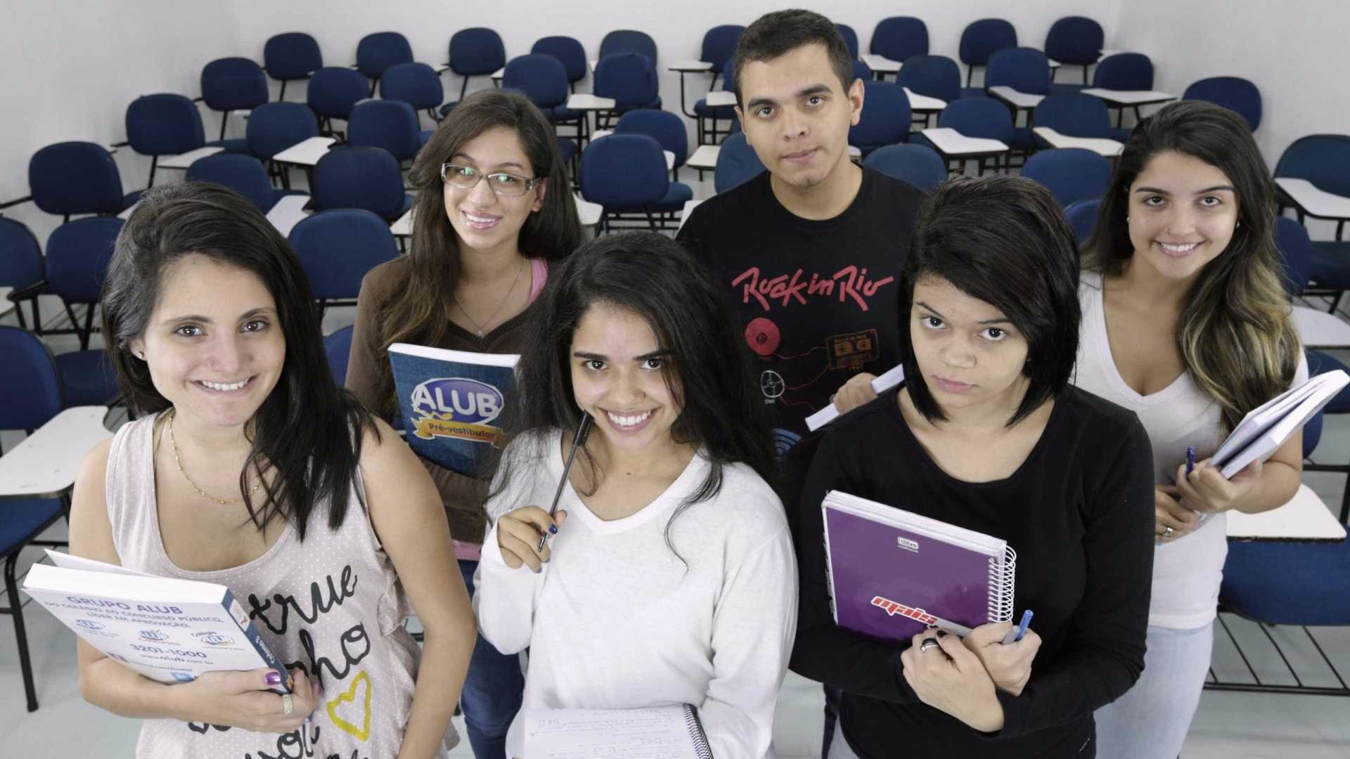 FGTS poderá ser liberado para pagamento de dívida estudantil Stringer