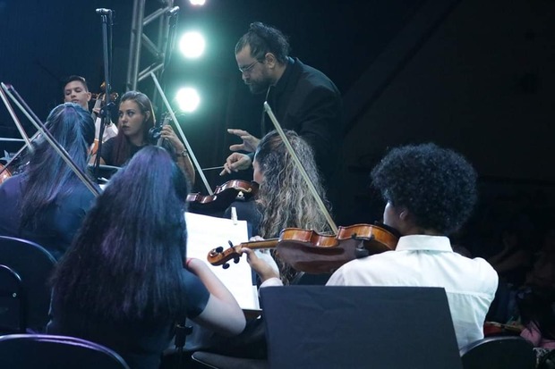 Mais de cem artistas se apresentarão no Concerto pela Paz Mais de cem artistas se apresentarão no Concerto pela Paz