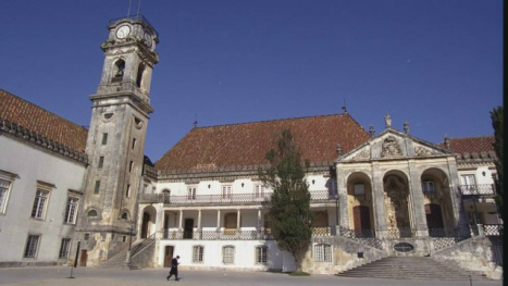 Universidade é a mais antiga de Portugal (Foto: Marco Antônio Teixeira / Agência O Globo)