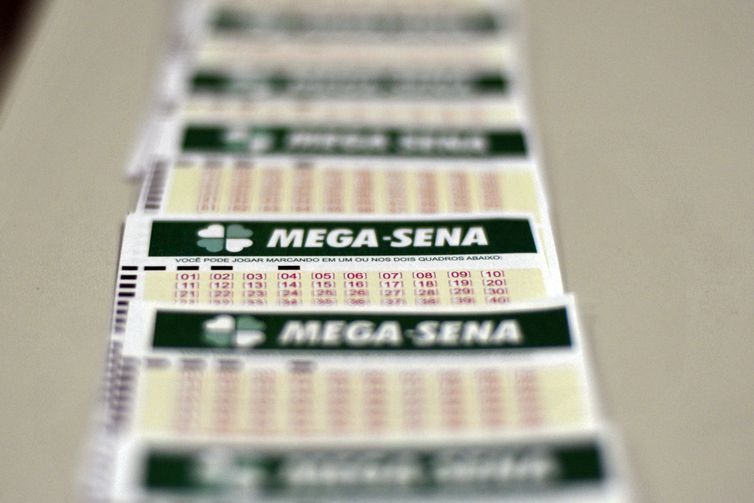 Mega-Sena vai sortear hoje prêmio de R$ 12 milhões