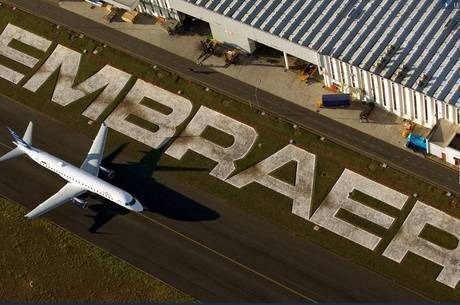 Ações da Embraer encerraram o dia em queda de 1,8%
Divulgação/Embraer