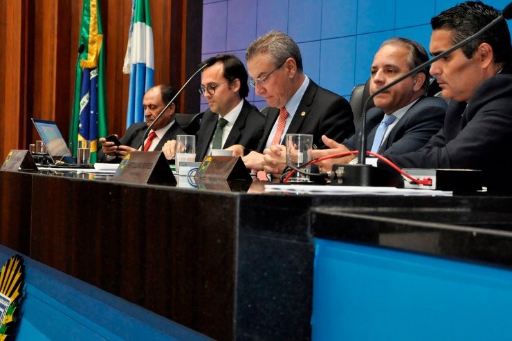 Atendimento prioritário a quem tem fibromialgia é aprovado Luciana Nassar