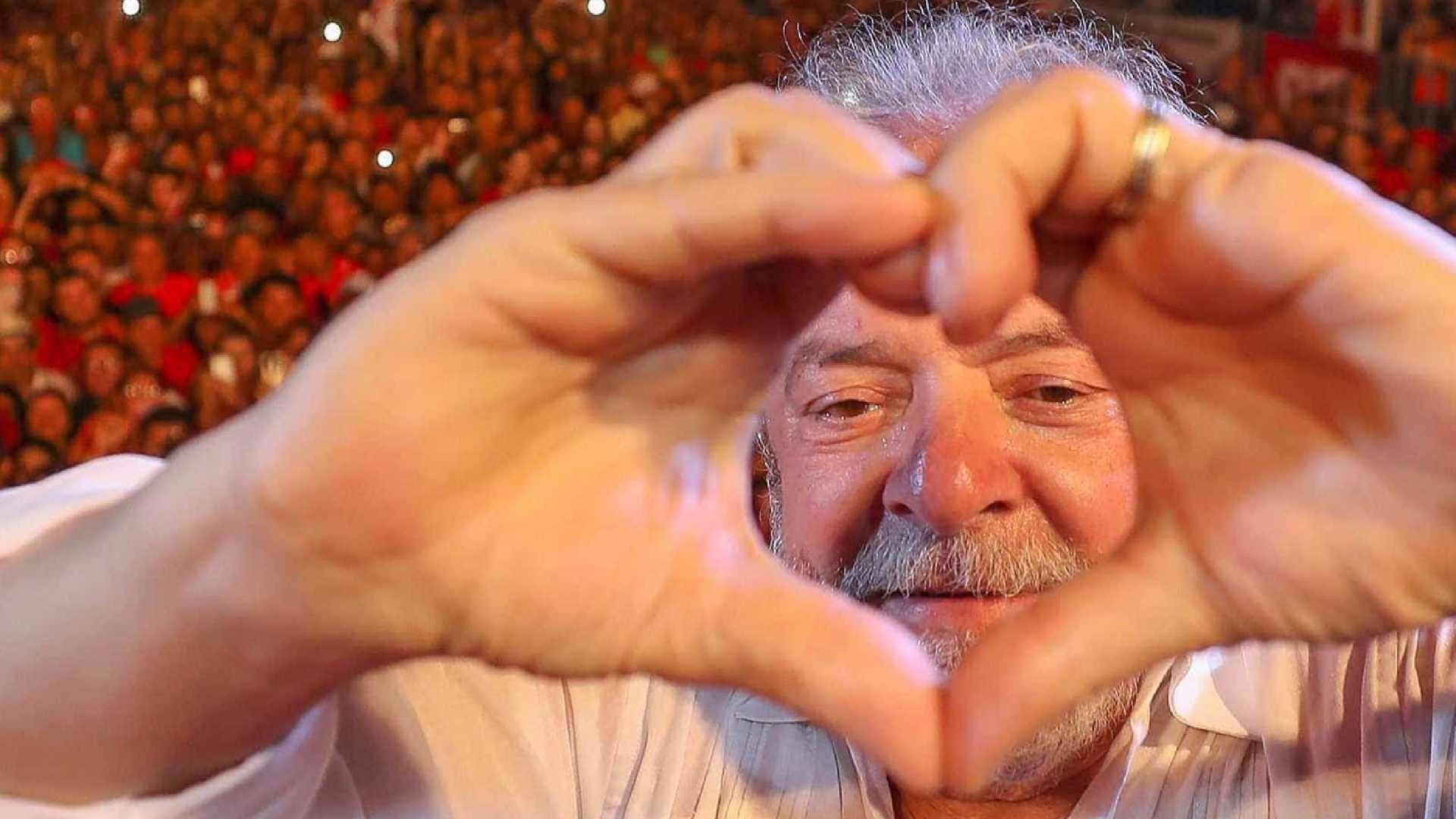 Condenado na Lava Jato, Lula lidera intenções de voto para 2018