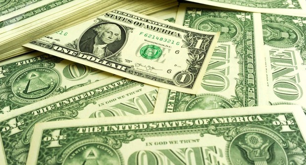 Dólar abre em queda, mas segue negociado ao redor de R$ 4,20
