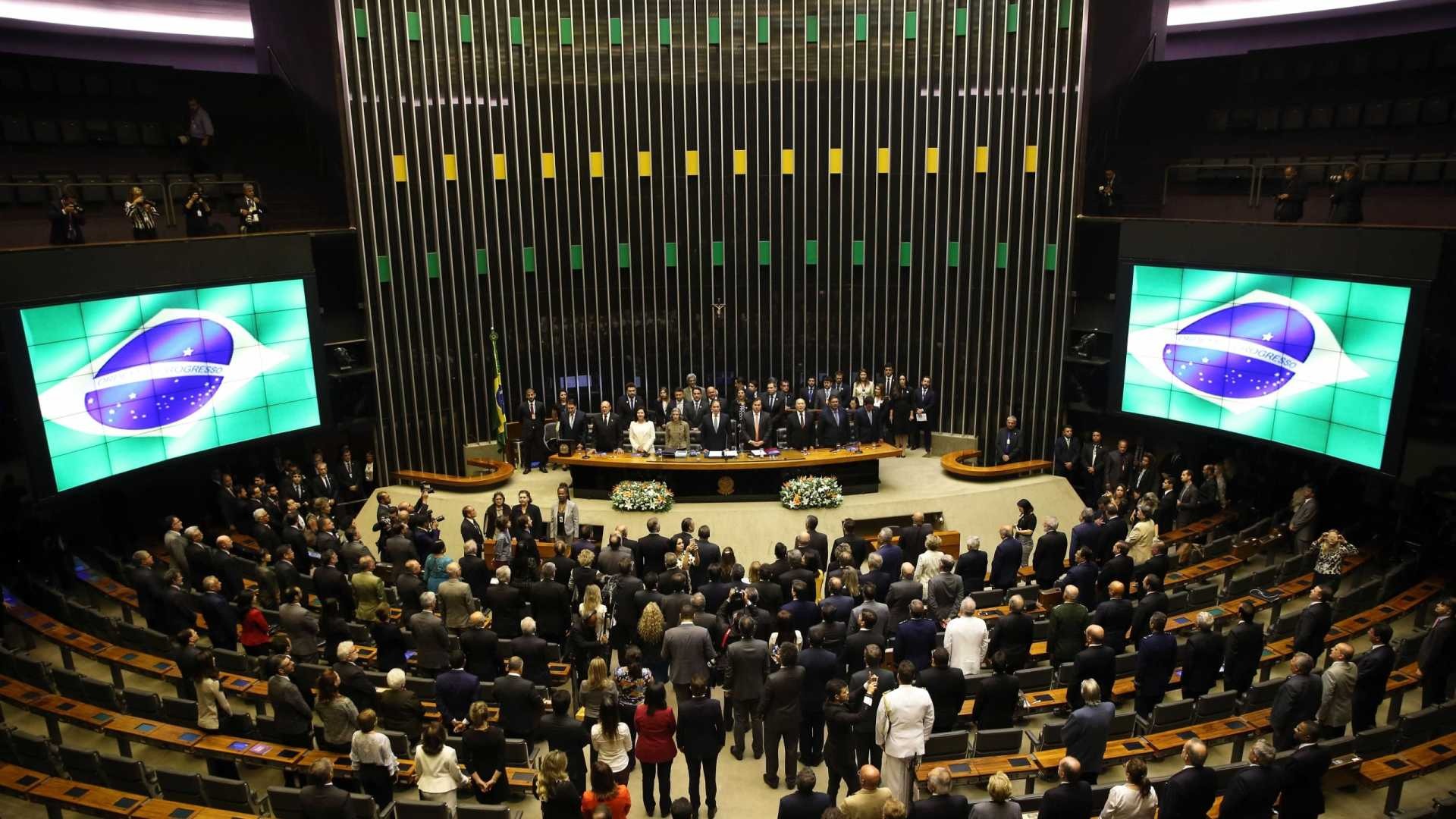 Verba de campanha estimula compra e venda de deputados Ricardo Moraes/Reuters