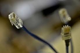Com pente-fino em contratos, governo esperar poupar 30% na área de TI Com pente-fino em contratos, governo esperar poupar 30% na área de TI