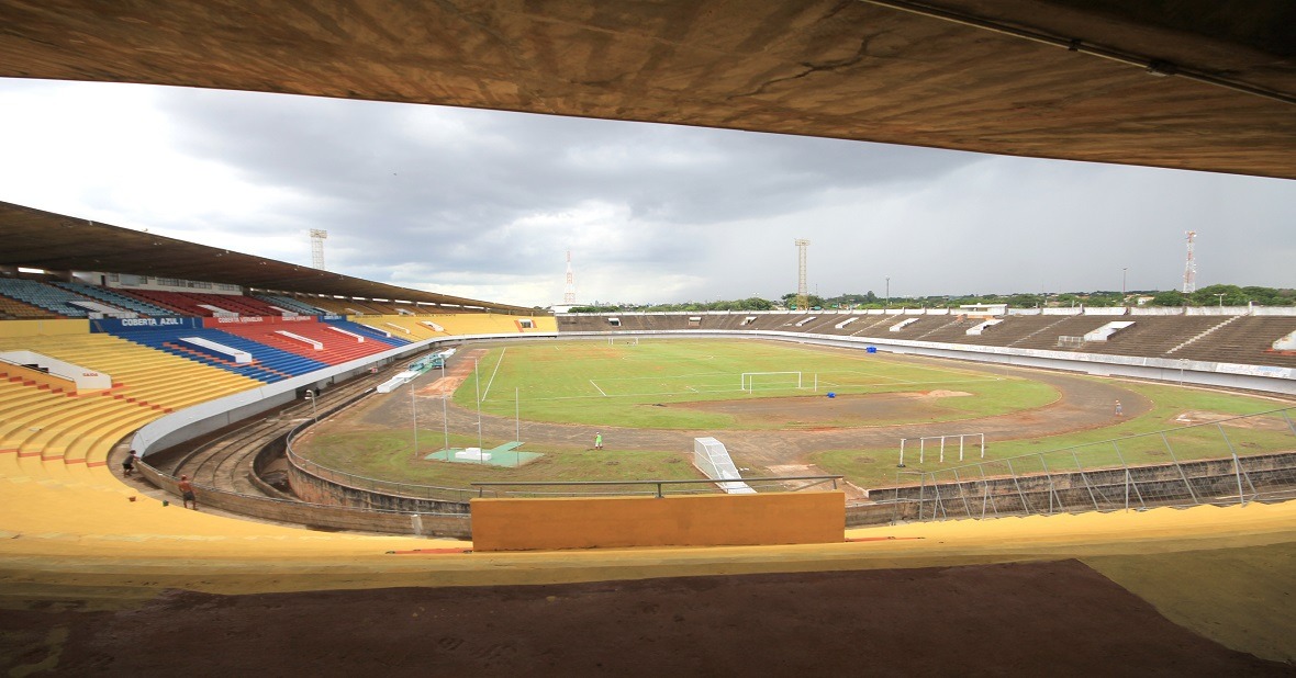 Estádio Morenão, na Capital.