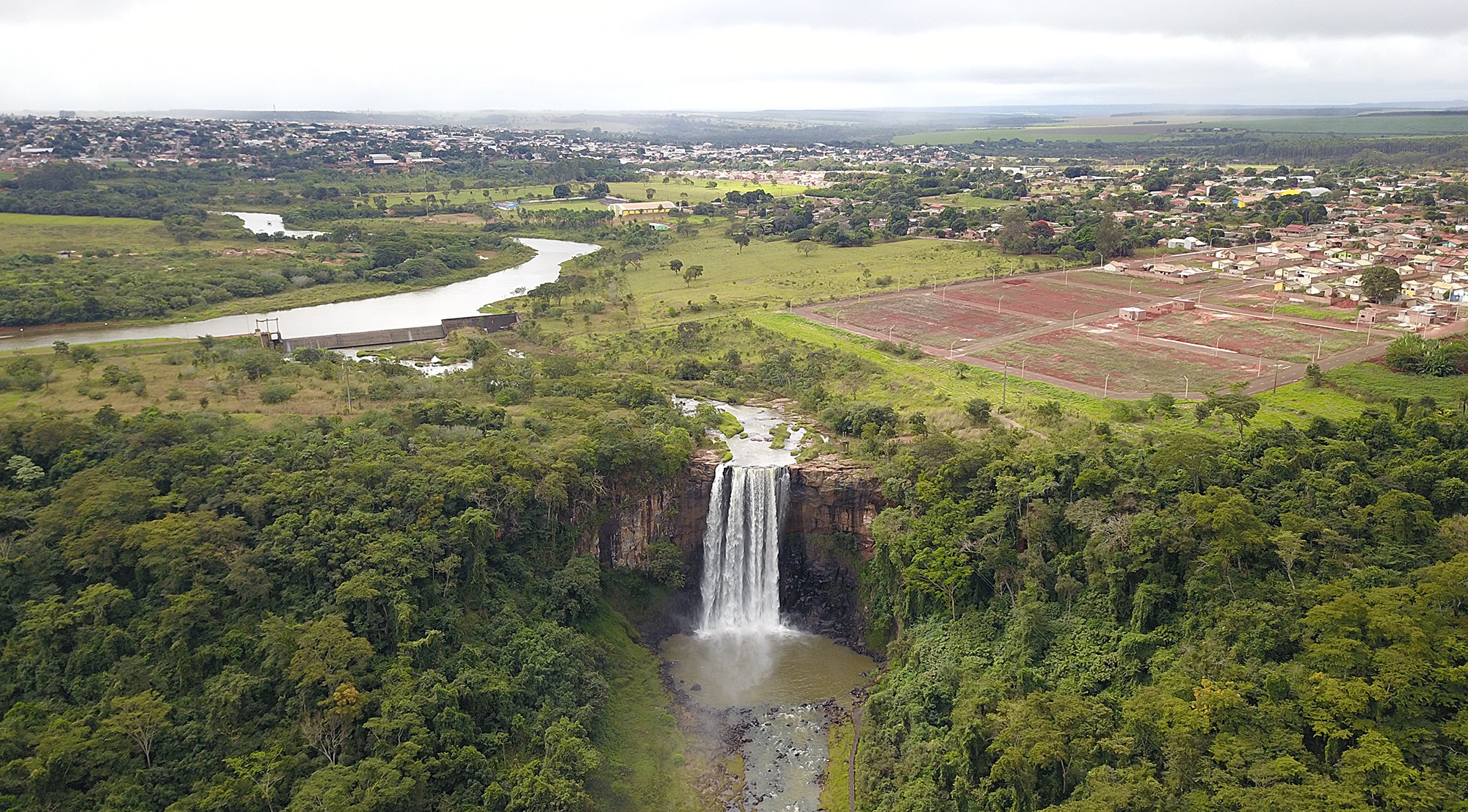 Salto do Majestoso, no Parque Natural Municipal, um dos principais atrativos de Costa Rica