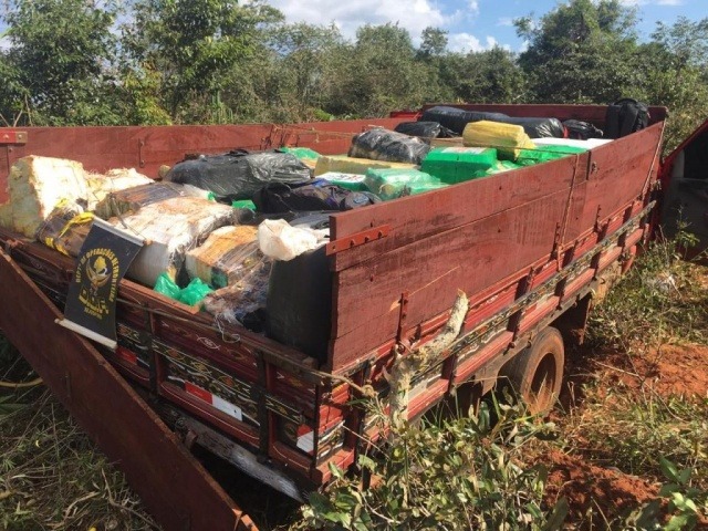 DOF totaliza quase 4 toneladas de maconha apreendida em veículo na MS-180 Divulgação/DOF