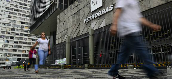 Odebrecht pagou US$ 14,3 milhões a ex-diretores da Petrobras, diz Moro