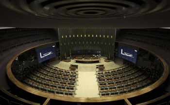 Temer ignora o ‘furacão Fachin’ de olho nas reformas, mas Congresso hesita A Câmara dos Deputados cancelou as sessões agendadas para esta quarta. JOÉDSON ALVES - EFE