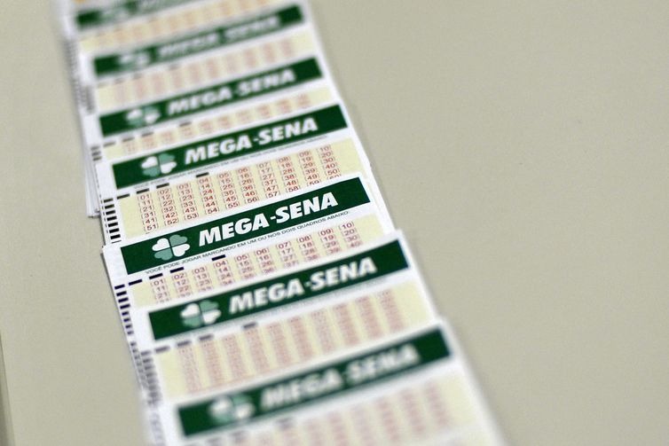 Mega-Sena sorteia neste sábado prêmio de R$ 55 milhões Mega-Sena, loterias, lotéricas - Marcello Casal Jr./Agência Brasil