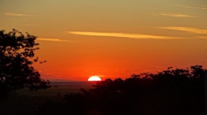 Inmet prevê quinta-feira de céu claro e máxima de 29°C Inmet prevê quinta-feira de céu claro e máxima de 29°C
