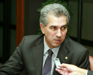 Governador eleito deve fechar o segundo escalão somente após a posse