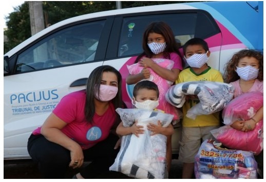 Campanha do Agasalho do TJMS chega a mais famílias carentes Divulgação