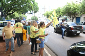 Protesto que aconteceu na Avenida Afonso Pena, em frente a praça Ary Coelho no último dia 6(Foto: Fernando Antunes)