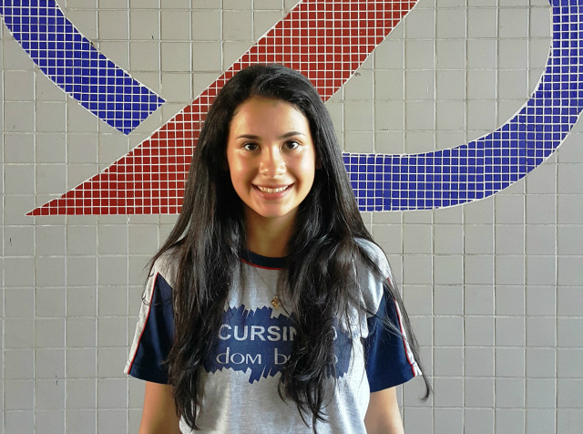 Estudante de 16 anos é aprovada em medicina pela UFGD Fernanda tem 16 anos de idade e foi aprovada em medicina pela UFGD (Foto: Divulgação)