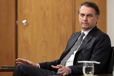 Lula e Dilma trouxeram terroristas e ladrões ao Brasil, diz Bolsonaro Bolsonaro viaja à Argentina na semana que vem. Marcos Corrêa/Presidência da República