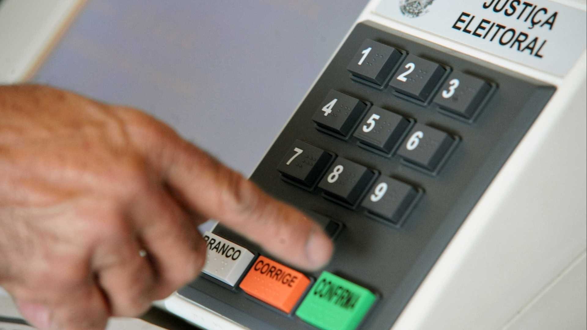 Envelhecimento do eleitorado explica 1/4 da abstenção