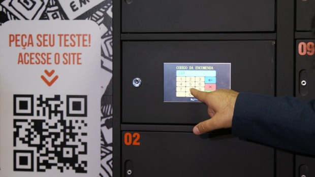 Autoteste de HIV pode ser solicitado pela internet e retirado em shopping Autoteste de HIV pode ser solicitado pela internet e retirado em shopping
