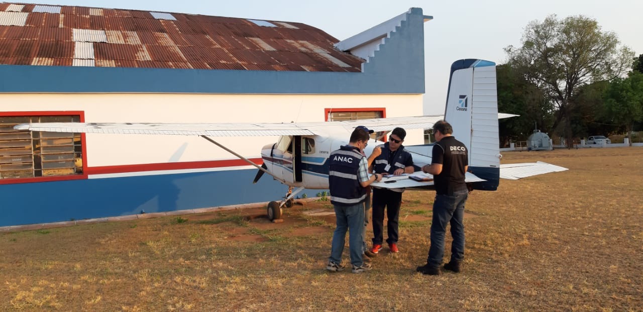 Deco deflagra Operação Ícaro fase Iuris e apreende 4 aeronaves Deco deflagra Operação Ícaro fase Iuris e apreende 4 aeronaves