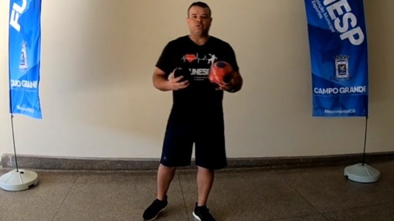 Funesp grava videoaulas com ritmos e musculação para população fazem em casa Divulgação