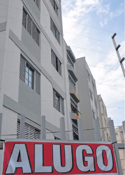 Inquilinos trocam apartamento por casa para cortar gastos Volume de imóveis para alugar é elevado na Capital - Foto: Valdenir Rezende / Correio do Estado