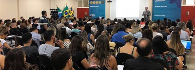 Turmas de Pós-Graduação em Direito lotam salas de aula da Unigran