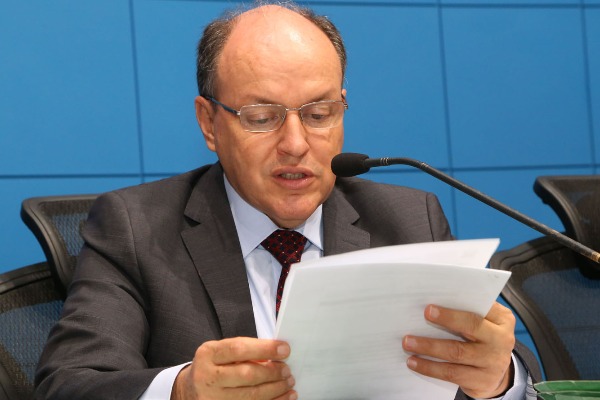 Mochi apresenta indicações para Paranaíba e Campo Grande