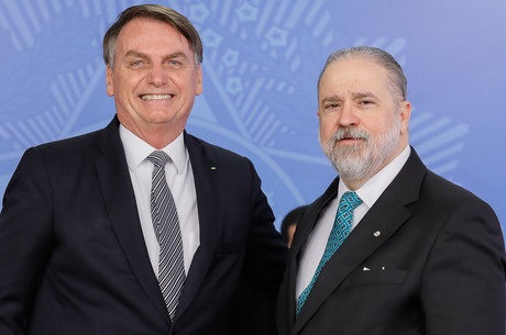 Aras foi indicado por Bolsonaro para comandar a PGR
Foto: Isac Nóbrega/PR
