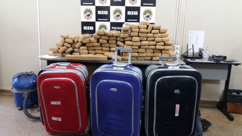 Maconha estava no interior das três malas. Osvaldo Duarte