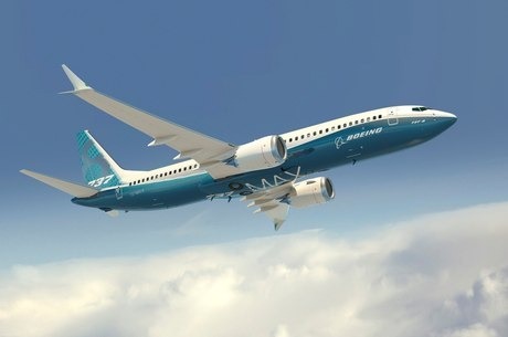 Companhias aéreas querem liberar conjuntamente o 737 MAX Boeing promete solução em breve. EFE/Boeing/John D. Parker