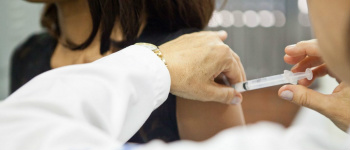 Vacinação conta a gripe começa hoje nas Unidades Básicas de Saúde da Capital Vacinação conta a gripe começa hoje nas Unidades Básicas de Saúde da Capital