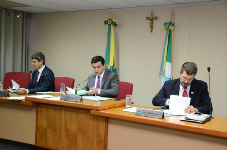 Reunião da CCJR acontece toda terça-feira, às 8h, no Plenarinho
Foto: Toninho Souza AL/MS
