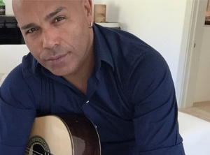 Rick anuncia fim da dupla com Renner: tudo jogado fora Rick fez anúncio no Instagram da dupla - Foto: Instagram / Reprodução