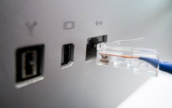 O que muda com o limite de uso dos planos de internet banda larga? Rafael Neddermeyer/ Fotos Públicas
Plano com franquia é permitidos se a operadora informar o usuário sobre o consumo mensal