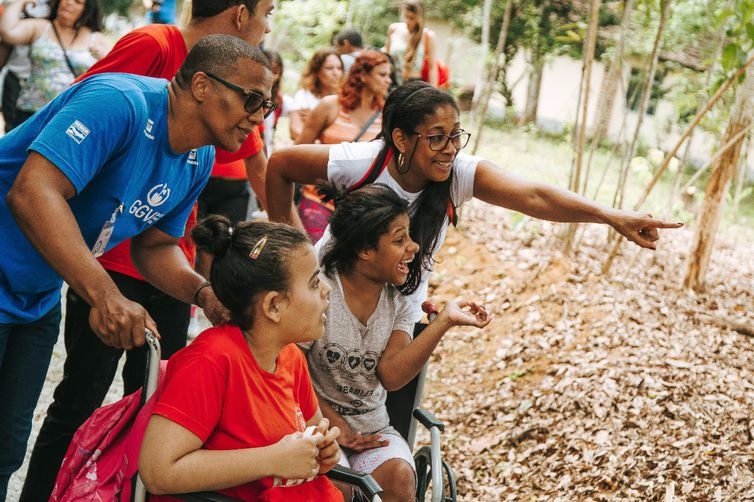 ONG refloresta área equivalente a 60 estádios do Maracanã Projeto Guapiaçu Grande Vida criou um jardim sensorial para cegos e uma trilha adaptada para cadeirantes - Jefferson Gomes/projeto Guapiaçu/Direitos reservados