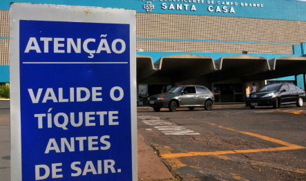 Impasse na regulação atrapalha atendimento e atrasa contrato Atendimento na Santa Casa está com problemas por conta da regulação - Foto: Valdenir Rezende/Correio do Estado