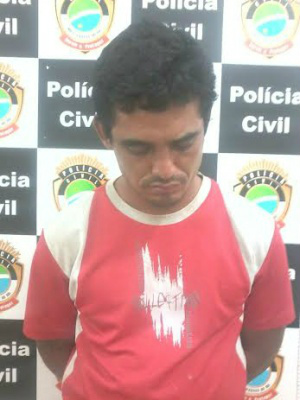 Cláudio Ramirez foi preso durante a tarde pela polícia - Foto: Osvaldo Duarte